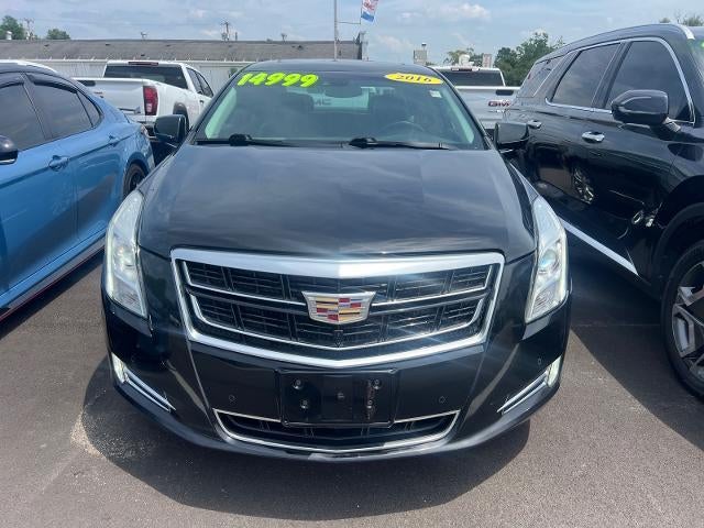 2016 Cadillac XTS Luxury Collection in Black Raven — front three-quarter view